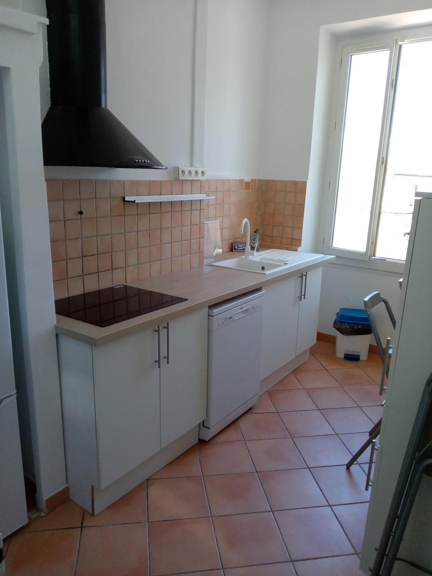 Quartier Le Plus Anime De Marseille "La Plaine Cours Julien "Chambre Avec Salle De Bain Wc Privee Integrees "Dans Appartement Exterior foto