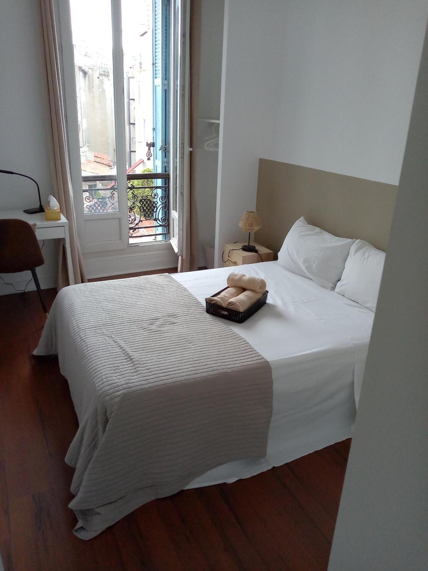 Quartier Le Plus Anime De Marseille "La Plaine Cours Julien "Chambre Avec Salle De Bain Wc Privee Integrees "Dans Appartement Exterior foto